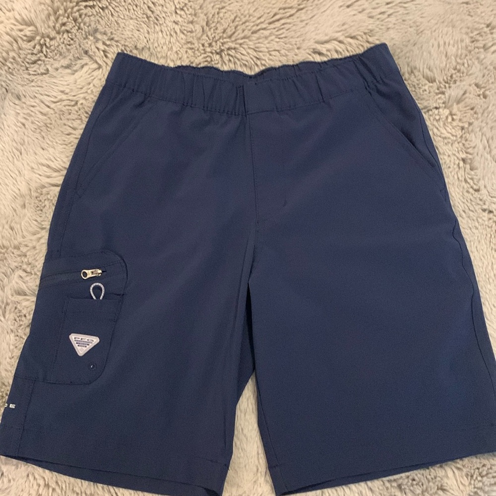 Boys Columbia PFG short size medium